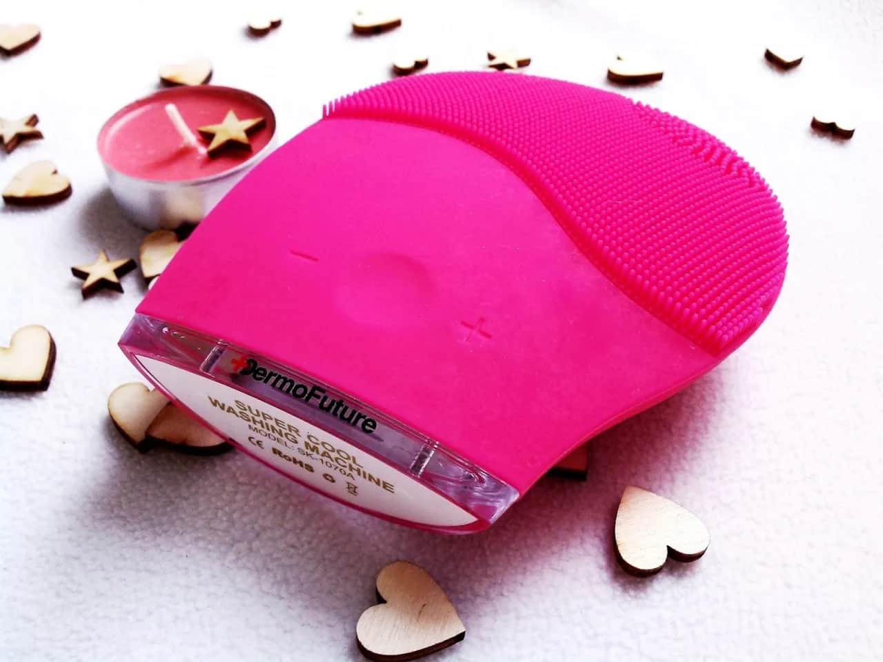 Dermofuture szczoteczka soniczna: Prawidłowe ładowanie i długa żywotność